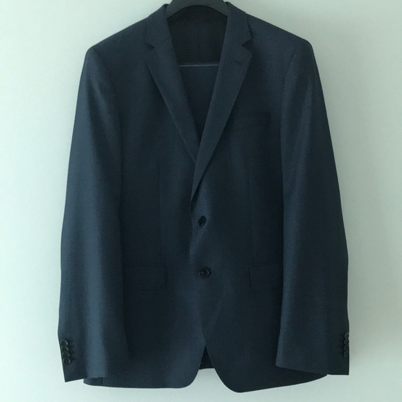 Boss Suit  New with Tags Hugo Boss  Italian fabric